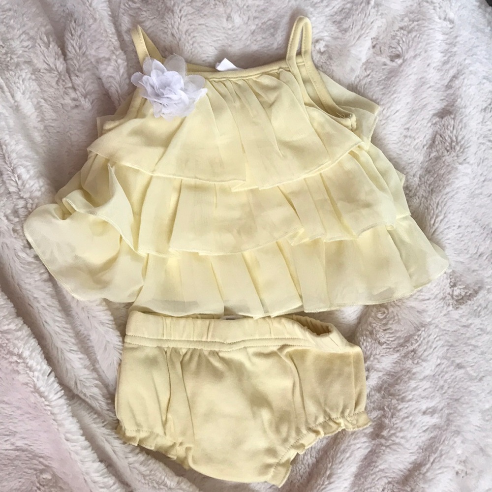 yellow sundress